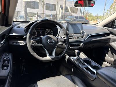 2019 Nissan Altima 2.5 SR - Photo 18 -