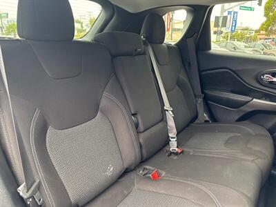 2020 Jeep Cherokee Latitude   - Photo 13 - National City, CA 91950