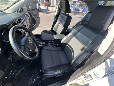 2015 Toyota Corolla L   - Photo 12 - 