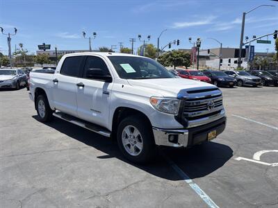 2016 Toyota Tundra SR5   - Photo 7 - 
