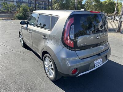2019 Kia Soul +   - Photo 6 - 