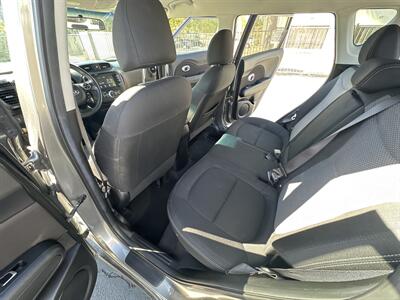 2019 Kia Soul +   - Photo 11 - 