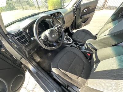 2019 Kia Soul +   - Photo 12 - 