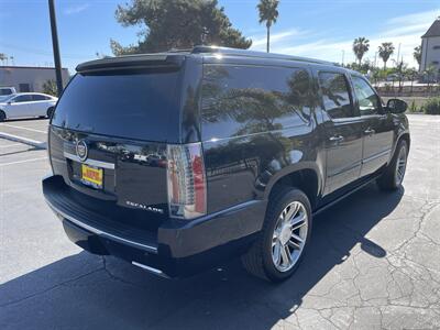 2014 Cadillac Escalade ESV Premium   - Photo 5 - 