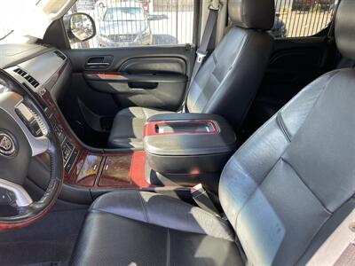 2014 Cadillac Escalade ESV Premium   - Photo 12 - 