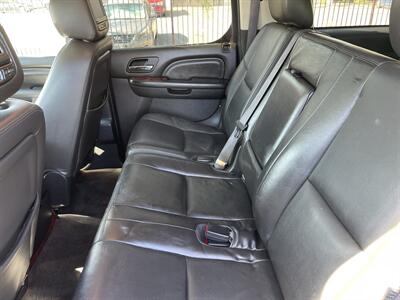 2014 Cadillac Escalade ESV Premium   - Photo 11 - 