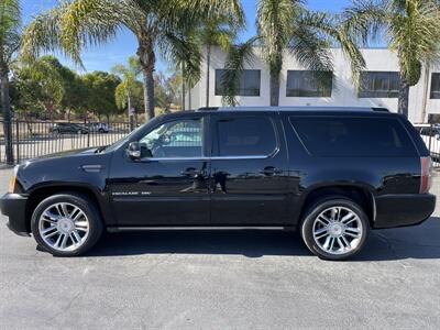 2014 Cadillac Escalade ESV Premium   - Photo 2 - 