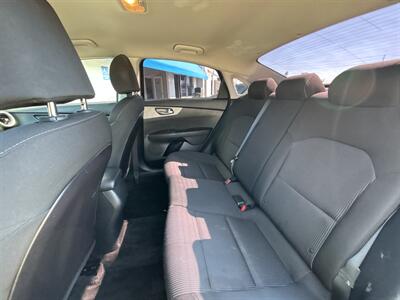 2019 Kia Forte LXS - Photo 11 - National City, CA 91950
