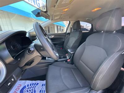 2019 Kia Forte LXS - Photo 10 - National City, CA 91950