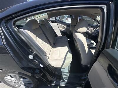 2017 Hyundai ELANTRA SE   - Photo 10 - National City, CA 91950
