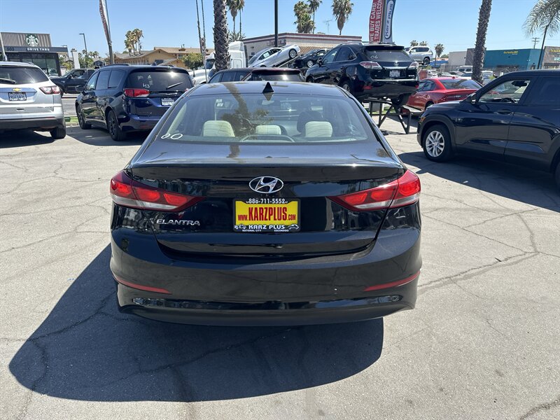 2017 Hyundai Elantra SE - Photo 6