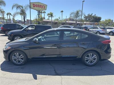 2017 Hyundai ELANTRA SE   - Photo 8 - National City, CA 91950