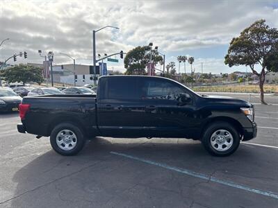 2022 Nissan Titan S   - Photo 6 - National City, CA 91950