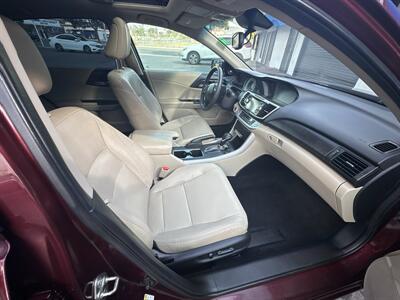 2015 Honda Accord EX-L - Photo 13 -