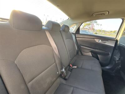 2019 Kia Forte LXS   - Photo 13 - National City, CA 91950