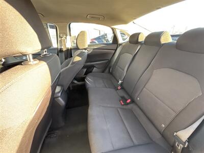 2019 Kia Forte LXS   - Photo 11 - National City, CA 91950