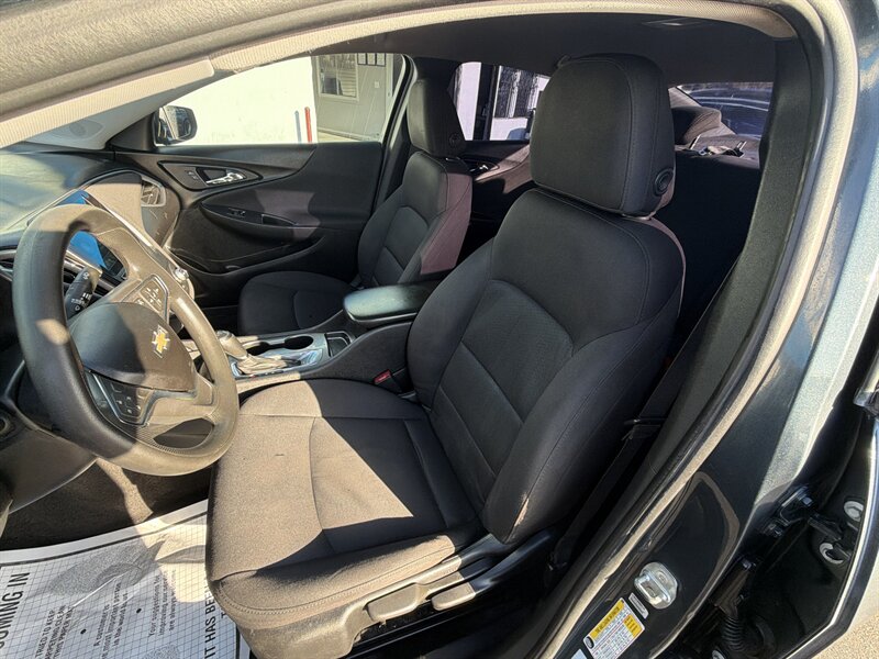 2019 Chevrolet Malibu LS - Photo 11 - National City, CA 91950