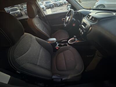 2015 Kia Soul + - Photo 15 - National City, CA 91950