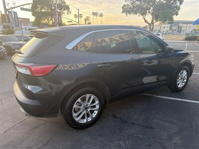 2022 Ford Escape SE - Photo 5 - National City, CA 91950
