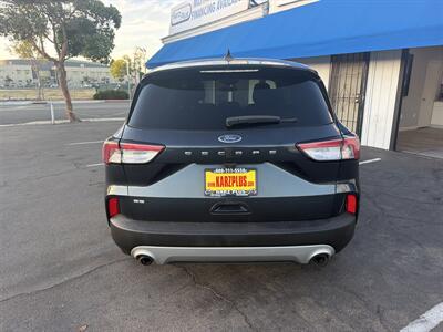 2022 Ford Escape SE - Photo 4 - National City, CA 91950