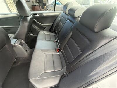 2018 Volkswagen Jetta 1.4T SE   - Photo 12 - National City, CA 91950