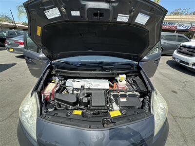 2013 Toyota Prius Two   - Photo 16 - 