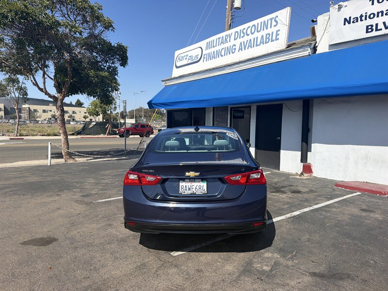 2017 Chevrolet Malibu LT - Photo 5 - National City, CA 91950