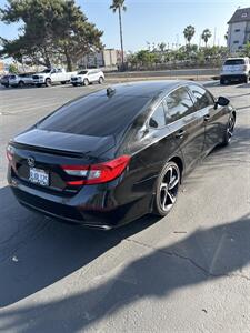 2019 Honda Accord Sport   - Photo 4 - 