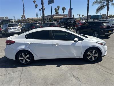 2018 Kia Forte LX - Photo 4 -
