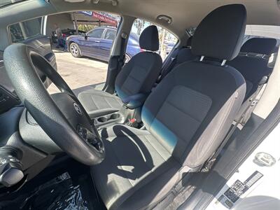 2018 Kia Forte LX - Photo 14 -