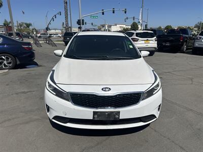2018 Kia Forte LX - Photo 2 -