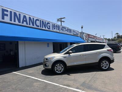 2018 Ford Escape SE - Photo 2 - National City, CA 91950