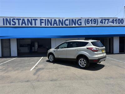 2018 Ford Escape SE - Photo 4 - National City, CA 91950