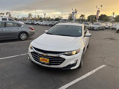 2021 Chevrolet Malibu LT   - Photo 1 - National City, CA 91950