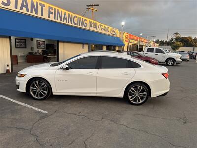 2021 Chevrolet Malibu LT   - Photo 2 - National City, CA 91950