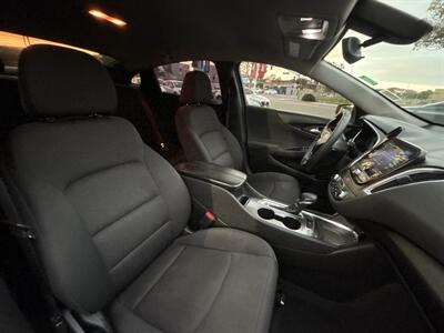 2021 Chevrolet Malibu LT   - Photo 12 - National City, CA 91950