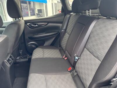 2017 Nissan Rogue Sport SV   - Photo 11 - National City, CA 91950