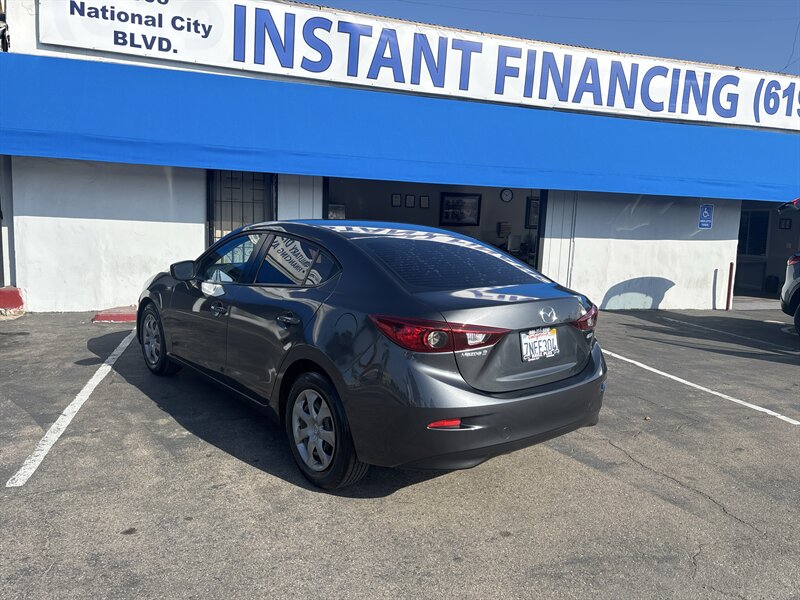 2016 Mazda Mazda3 i Sport photo 3