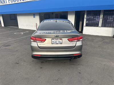 2018 Kia Optima EX - Photo 4 - National City, CA 91950