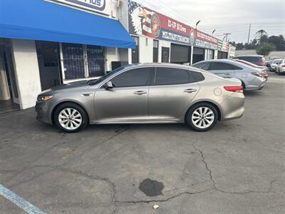 2018 Kia Optima EX - Photo 2 - National City, CA 91950