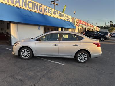 2019 Nissan Sentra SV   - Photo 2 - 