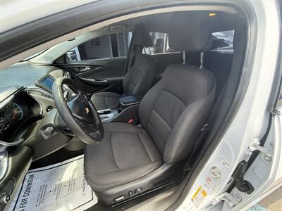 2018 Chevrolet Malibu LT   - Photo 11 - National City, CA 91950