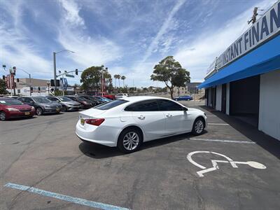 2018 Chevrolet Malibu LT   - Photo 6 - National City, CA 91950
