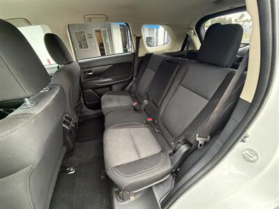 2020 Mitsubishi Outlander SE   - Photo 11 - National City, CA 91950