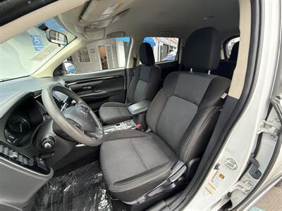 2020 Mitsubishi Outlander SE   - Photo 10 - National City, CA 91950