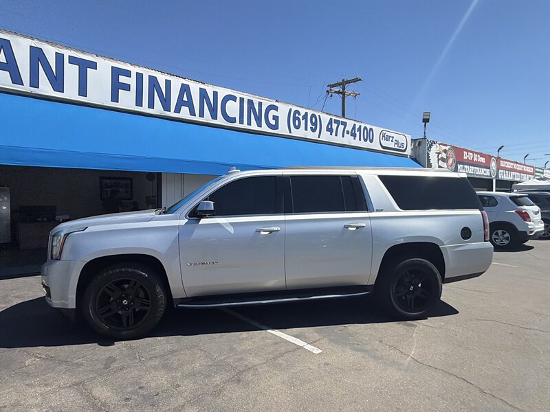 2016 GMC Yukon XL SLT - Photo 2 -