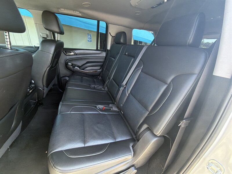 2016 GMC Yukon XL SLT - Photo 11 -