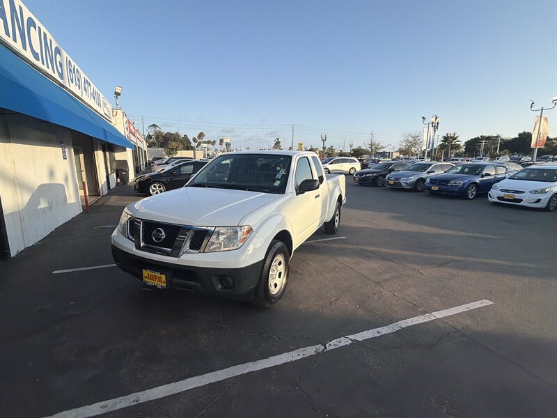 2016 Nissan Frontier 2.5 S King Cab 4X2 AT's photo