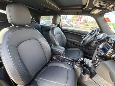 2020 MINI Hardtop 2 Door Oxford Edition   - Photo 12 - National City, CA 91950