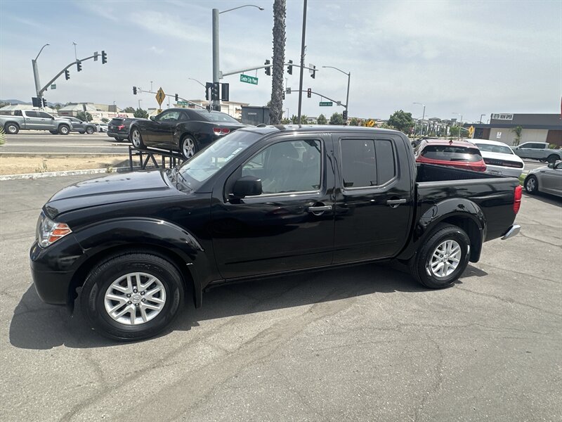 2018 Nissan Frontier Crew Cab SV - Photo 9 - National City, CA 91950